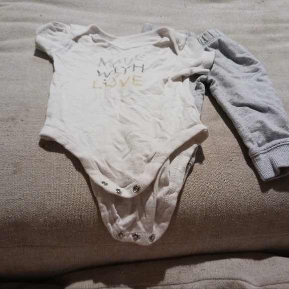Koala Baby Bodysuit & Carter’s Grey Pants Set (3-6M) - Picture 1 of 3